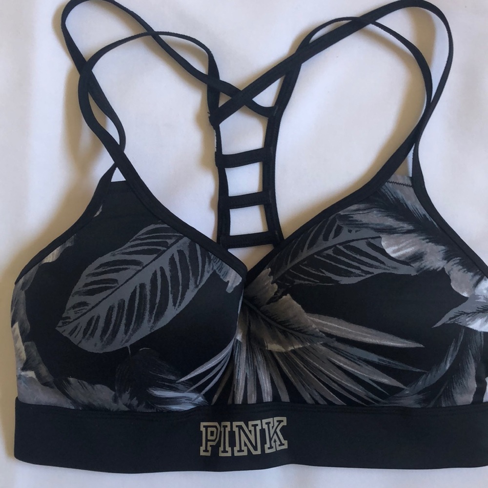 Victoria’s Secret PINK strappy back sport bra S-DD